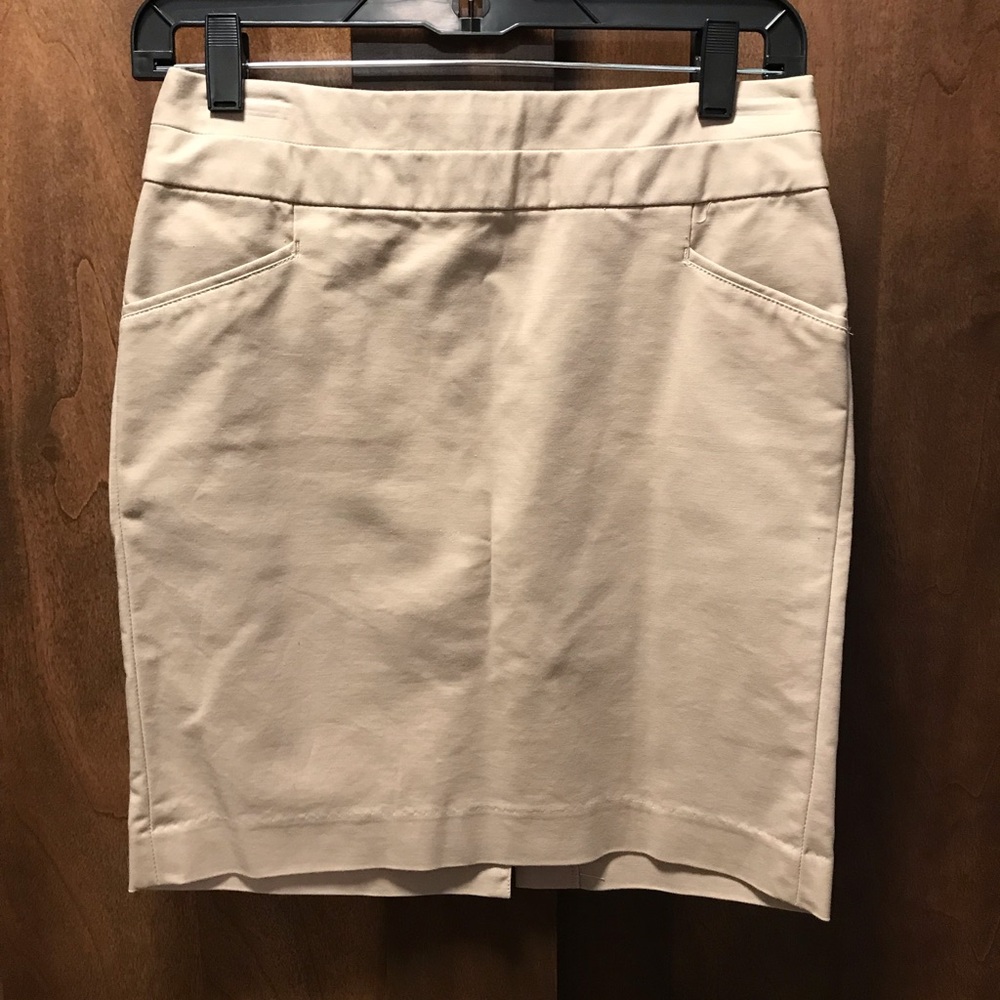Khaki Pencil skirt